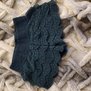 Rewind* size small (25/26) Navy Blue crochet shorts